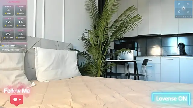 MinaDiamondd live sex cam