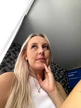 MerlinDave live sex cam