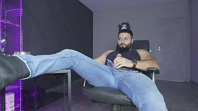 mattmasterss live sex cam