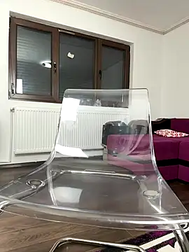 MiaKiittyy live sex cam