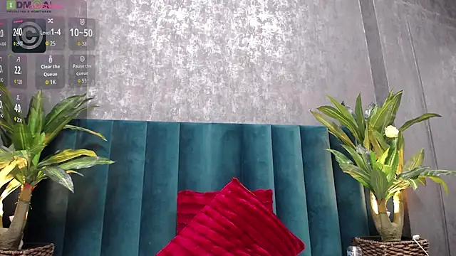 Roxie_Anne live sex cam