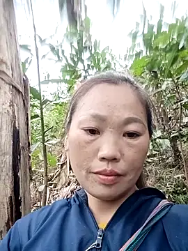 blonde_blg's cam snapshot