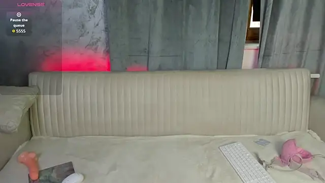 StephaniDoll's cam snapshot