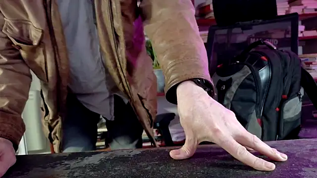 yvanbonar's cam snapshot