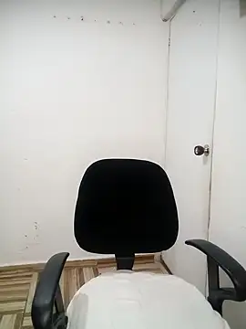 angi_daw's cam snapshot