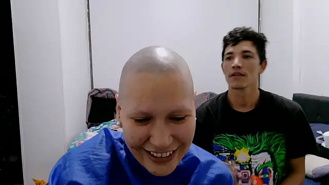 luxandracon23's cam snapshot