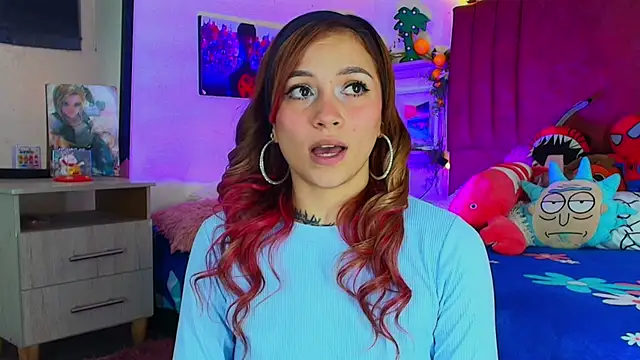 alisson_zafiro_'s cam snapshot