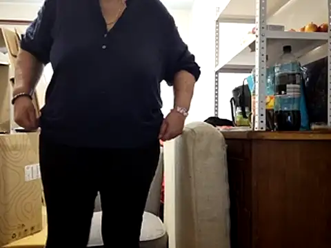 Samantha_Squirt@xh live sex cam