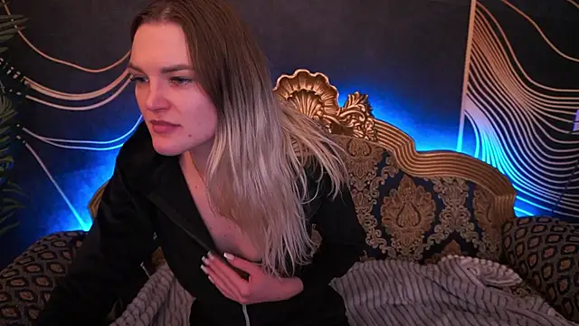 KateSly's cam snapshot