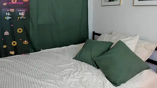 emilymee's cam snapshot