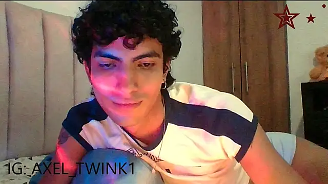 axel_love13 live sex cam