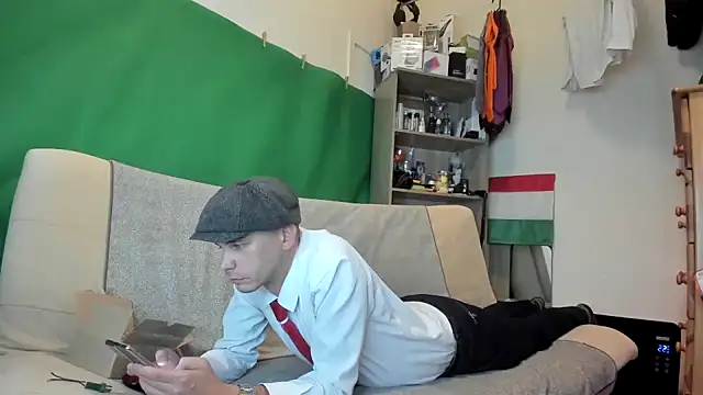 viraglaci18@xh's cam snapshot