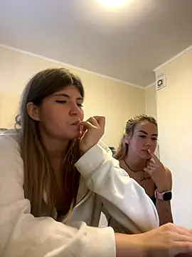 BettiVance's cam snapshot