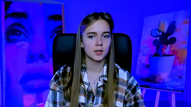 JuneWoods's cam snapshot