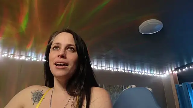 mavismable's cam snapshot