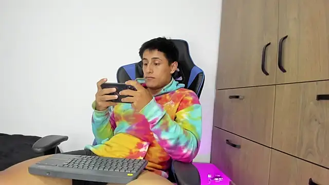 dorman_boy live sex cam