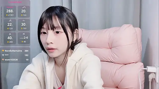 lris-Beauty live sex cam