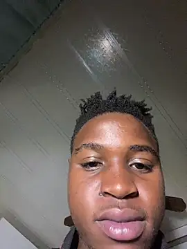 TriggaStar live sex cam