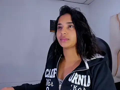 ScarletDoll live sex cam