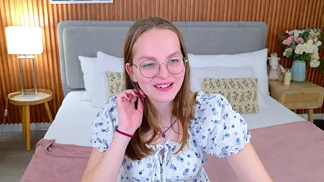 MadisonSmitt's cam snapshot