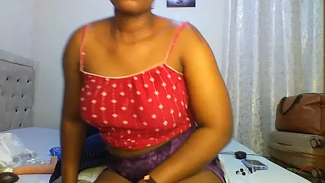 Petitiebooty's cam snapshot