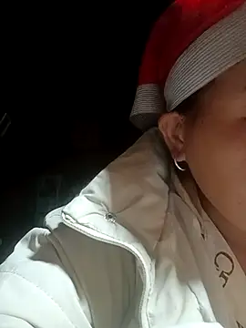 MinaYangon502's cam snapshot