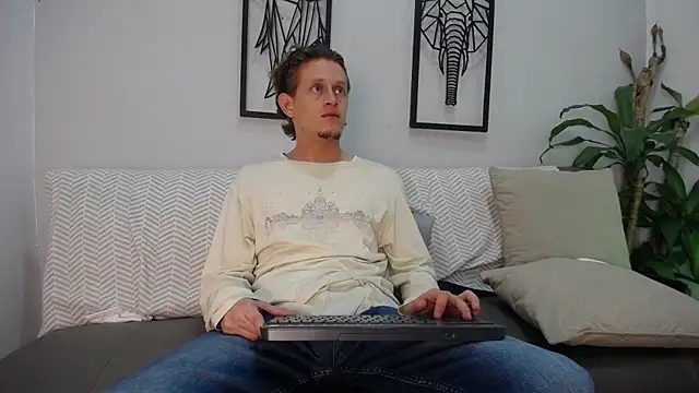 AnthonyAlso's cam snapshot