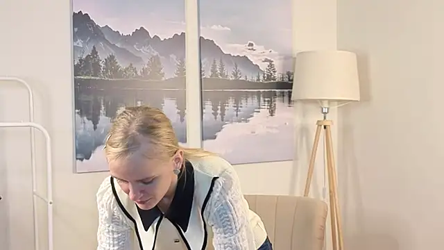 ToshiaPotvin's cam snapshot