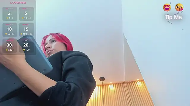 ella_harper's cam snapshot