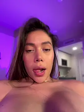 Condes_carmen's cam snapshot