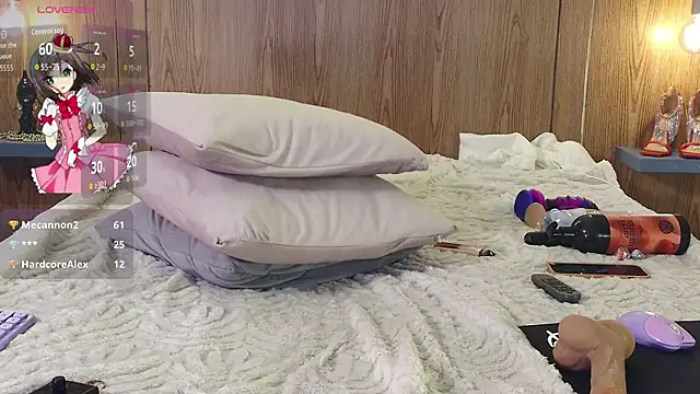 MilkMeSoftly live sex cam