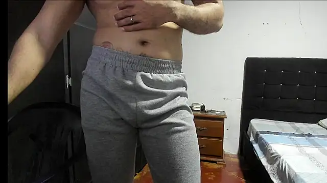 Ryan_xc1's cam snapshot