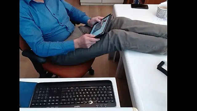 dutchpornking live sex cam