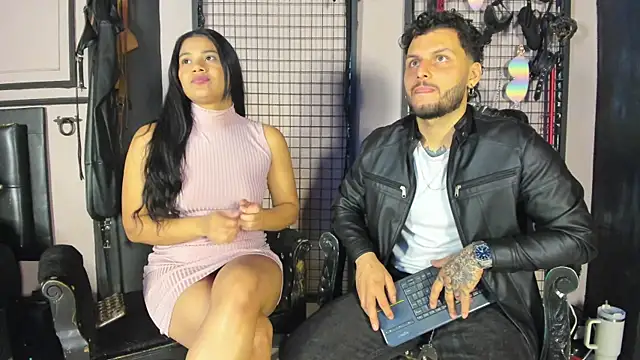 Twisted_Fantasy live sex cam