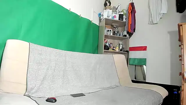 viraglaci18@xh live sex cam