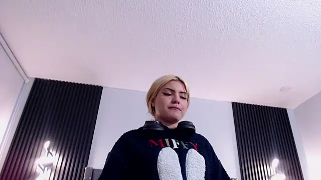 Scarleett_Moon's cam snapshot