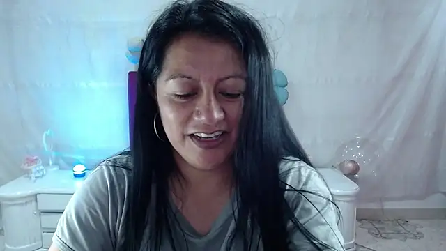 SaharaJohson's cam snapshot