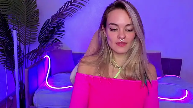 Isabella_Lure's cam snapshot