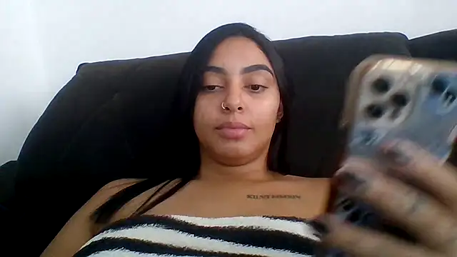 Nandinha777's cam snapshot