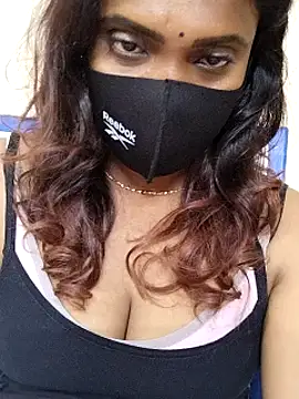 Queen-dhivya's cam snapshot