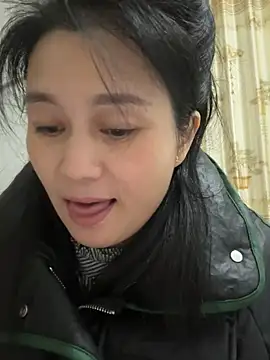 buusoom's cam snapshot