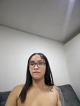 Isabella-Teen's cam snapshot