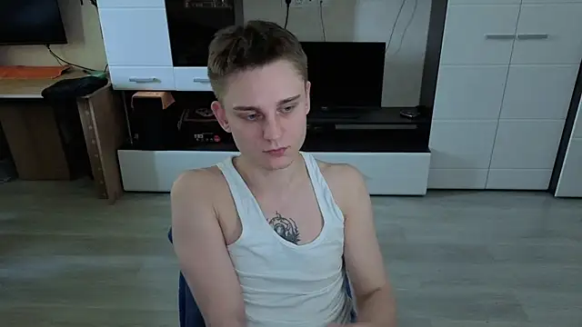 angryzan live sex cam