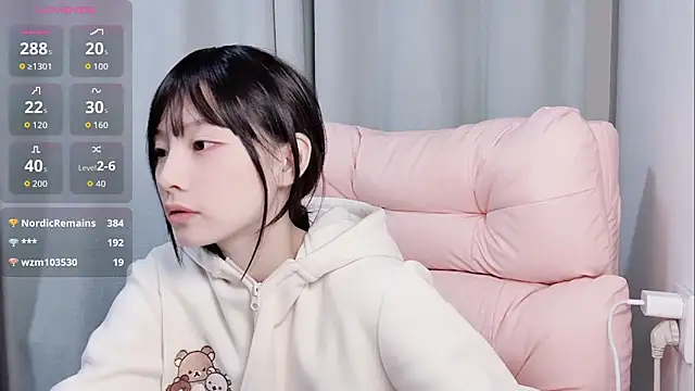 lris-Beauty live sex cam