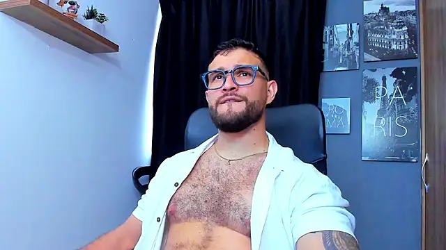 AndrewDiaz live sex cam