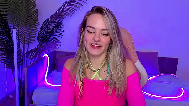 Isabella_Lure's cam snapshot