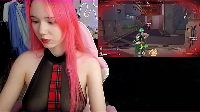 Maya_Viola's cam snapshot