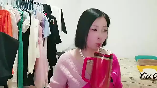 Rachel-6600's cam snapshot