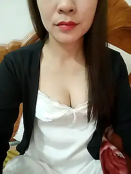 Girl_Shy2000's cam snapshot