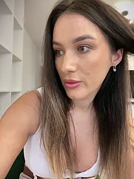 HotXMom's cam snapshot